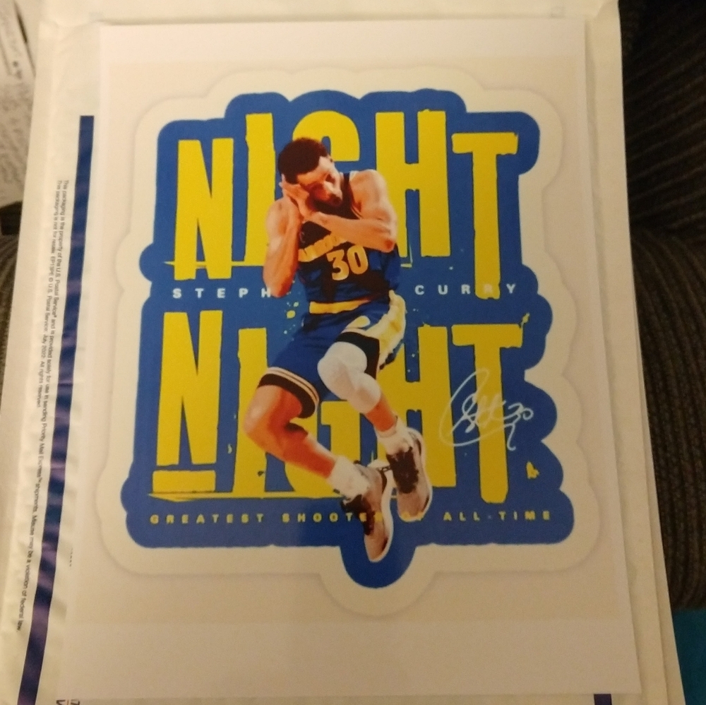 STEPHEN CURRY GOLDEN STATE WARRIORS 8.5x11 ULTRA GLOSSY 2022 WALL ART POSTER